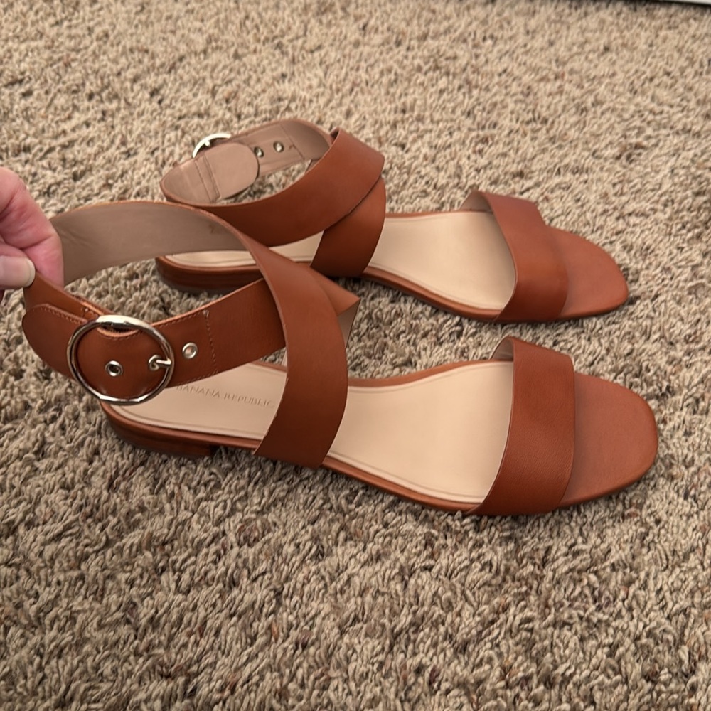 Banana Republic Belt Strap Sandal in Cognac Brown Leather - Picture 4 of 11